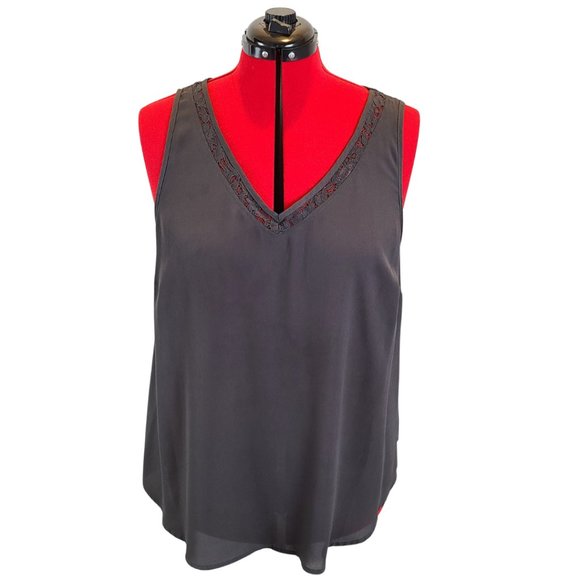 torrid Tops - Torrid Gray V-Neck Georgette Tank with Lace Inset Size 2 EUC